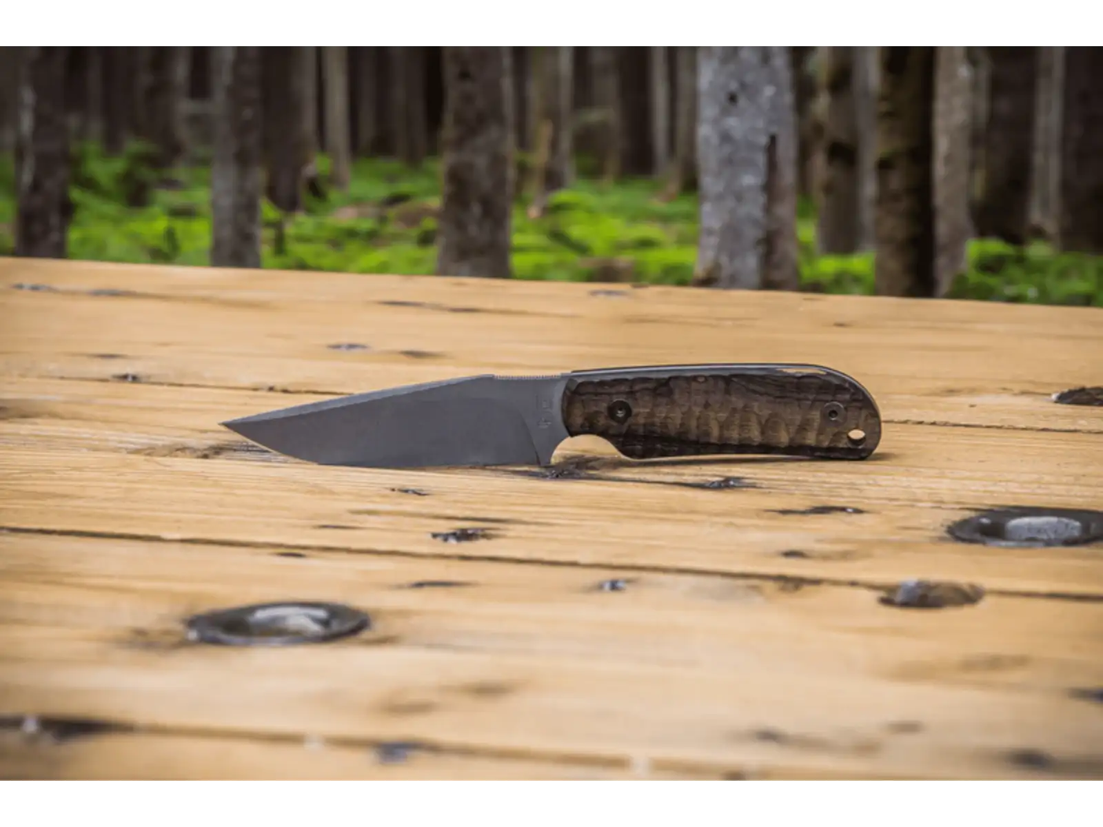 TB Outdoor Cammandeur G10 Nůž černá