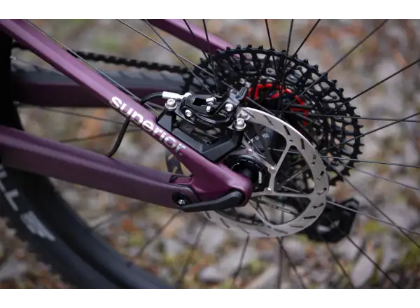 Superior iXF 9.8 horské elektrokolo matte berry carbon