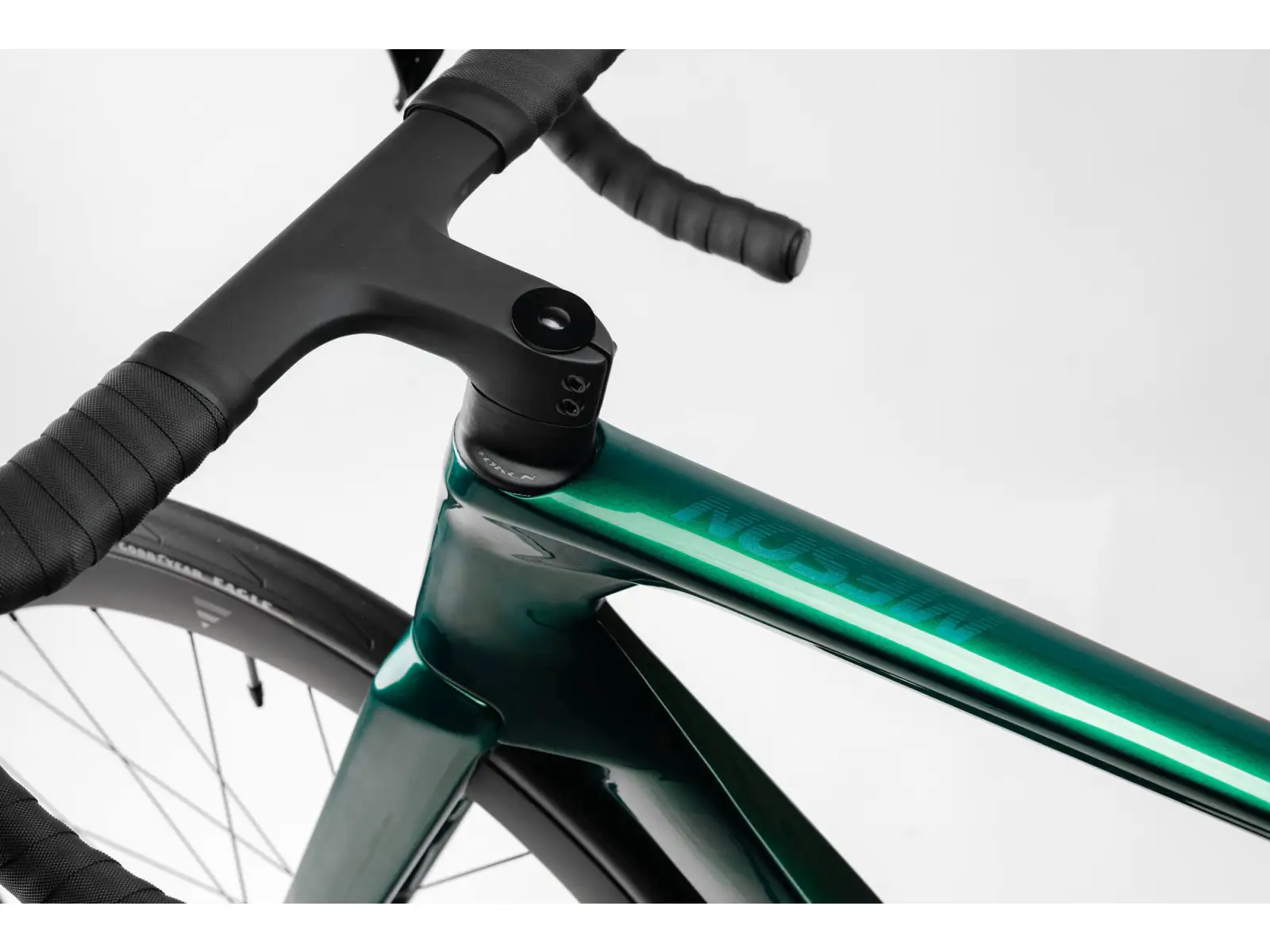 Isaac Meson Ultegra Di2 silniční kolo Jade Green