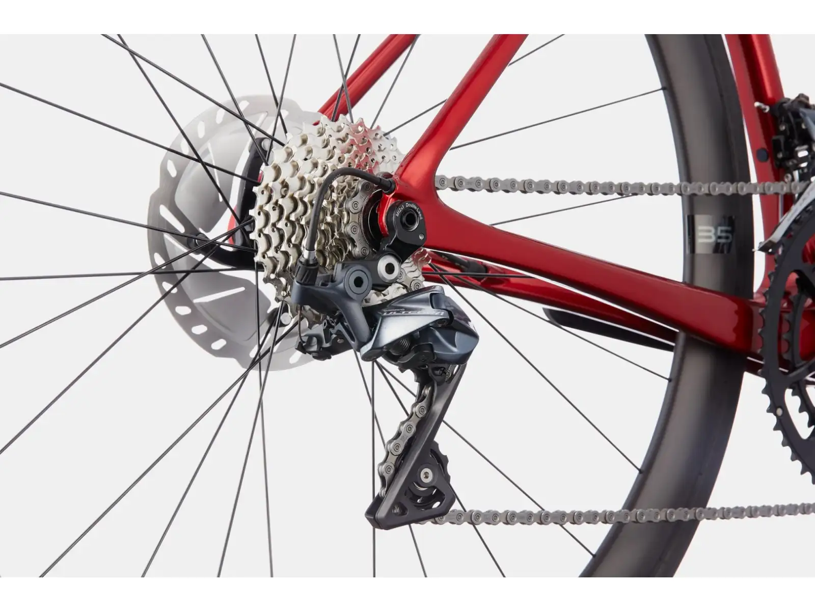 Cannondale SuperSix Evo Hi-Mod Disc Ultegra silniční kolo Candy Red