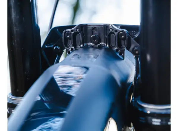 RRP ProGuard Mini Bolt On V2 přední blatník černá
