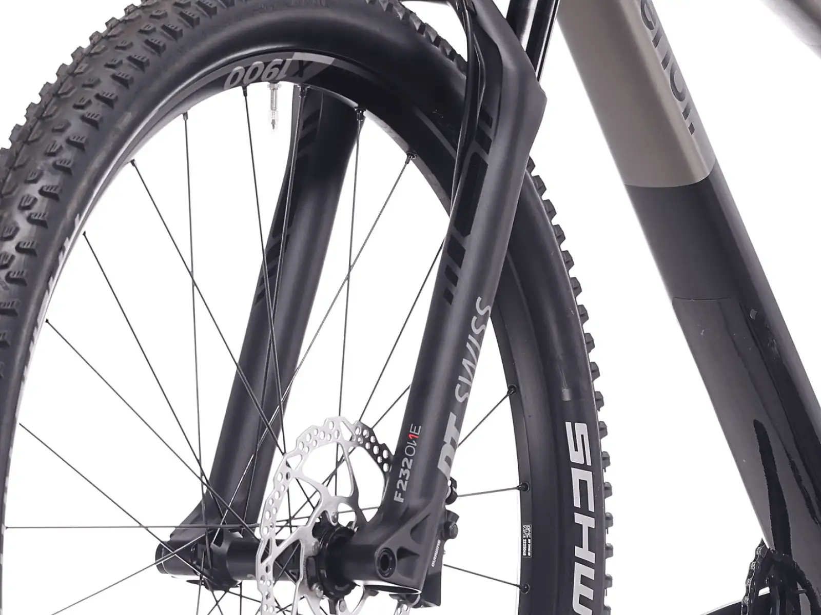 Superior XP 9.6 horské kolo Matte Dark Chrome / Carbon