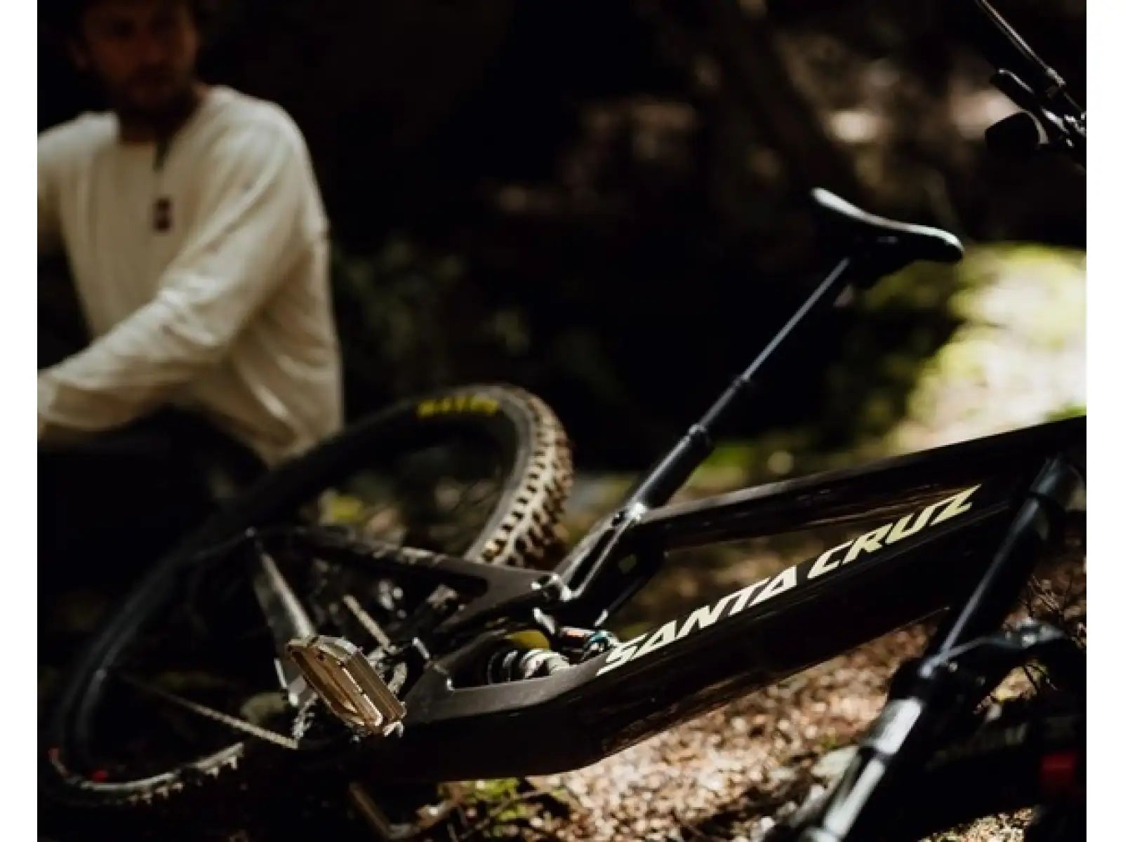 Santa Cruz Megatower 2 C 29 GX AXS celoodpružené kolo Matte Carbon Black