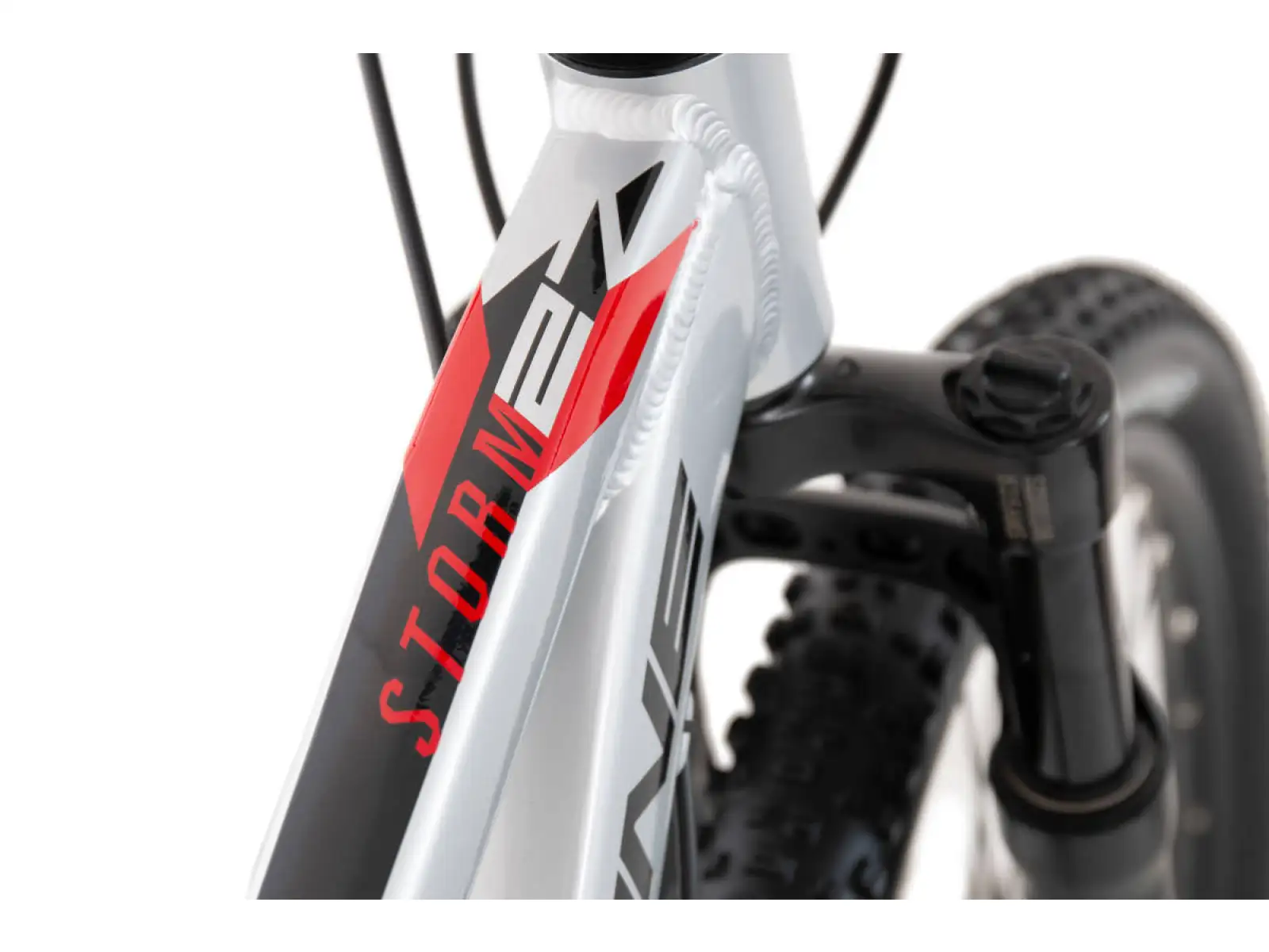 Rock Machine Storm 27 MD dětské kolo Gloss Silver/Black/Red