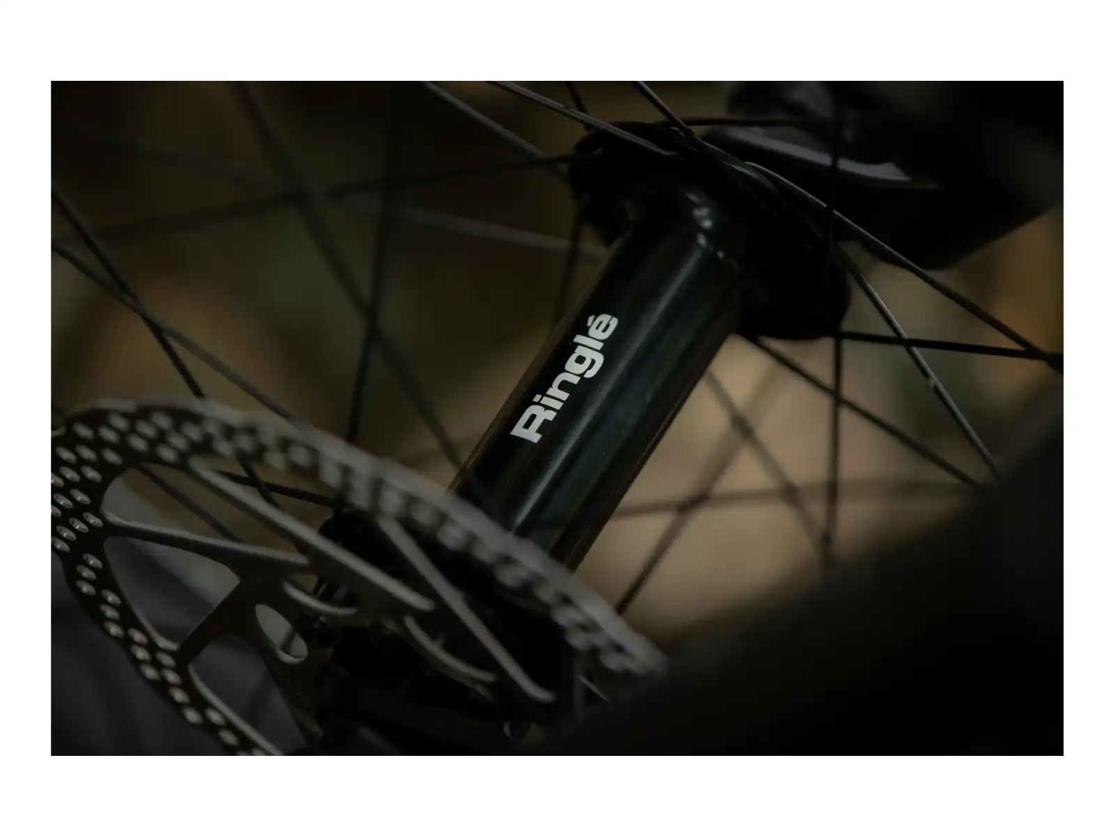 Rock Machine VYÖRY e90-26 fatbike elektrokolo Metallic Orange/Black VZOREK