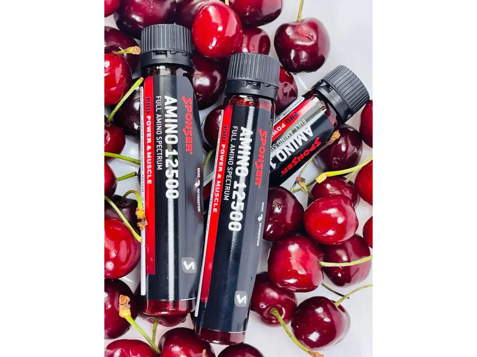 Sponser Amino 12500 aminokyseliny v ampulích 25 ml Cherry