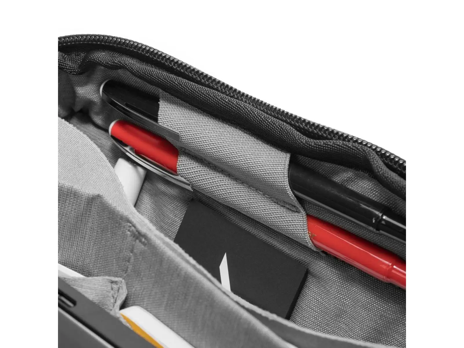 Peak Design Tech Pouch 2 l taška Charcoal