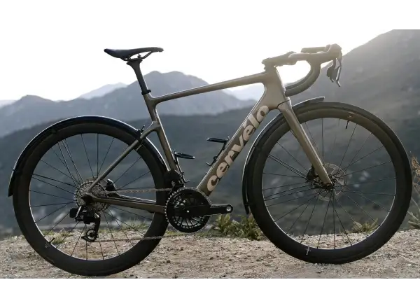 Cervélo Caledonia Force AXS silniční kolo Mocha