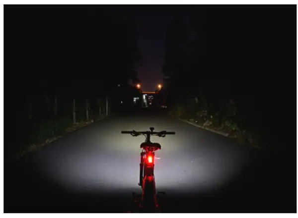 Ravemen PR2400 přední světlo černá
