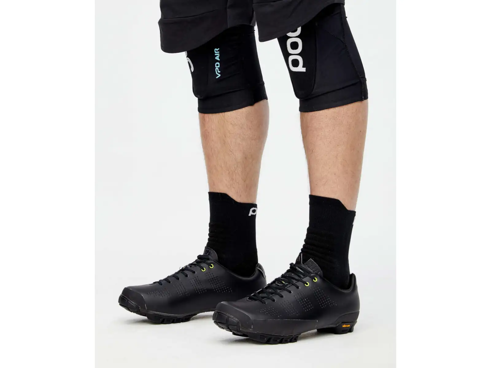 POC VPD Air Leg chránič kolen Uranium Black