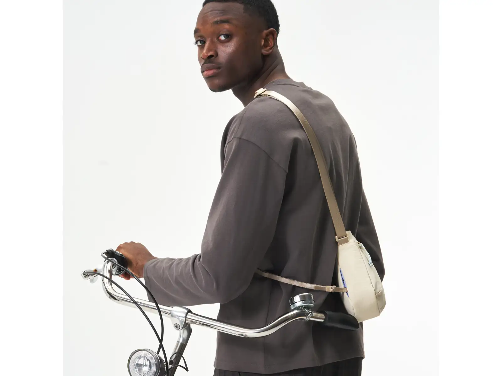 Aevor Easy Ride Pouch taška přes rameno Off-White