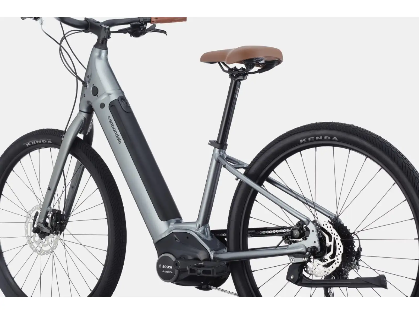Cannondale Adventure NEO 4 GRY městské elektrokolo