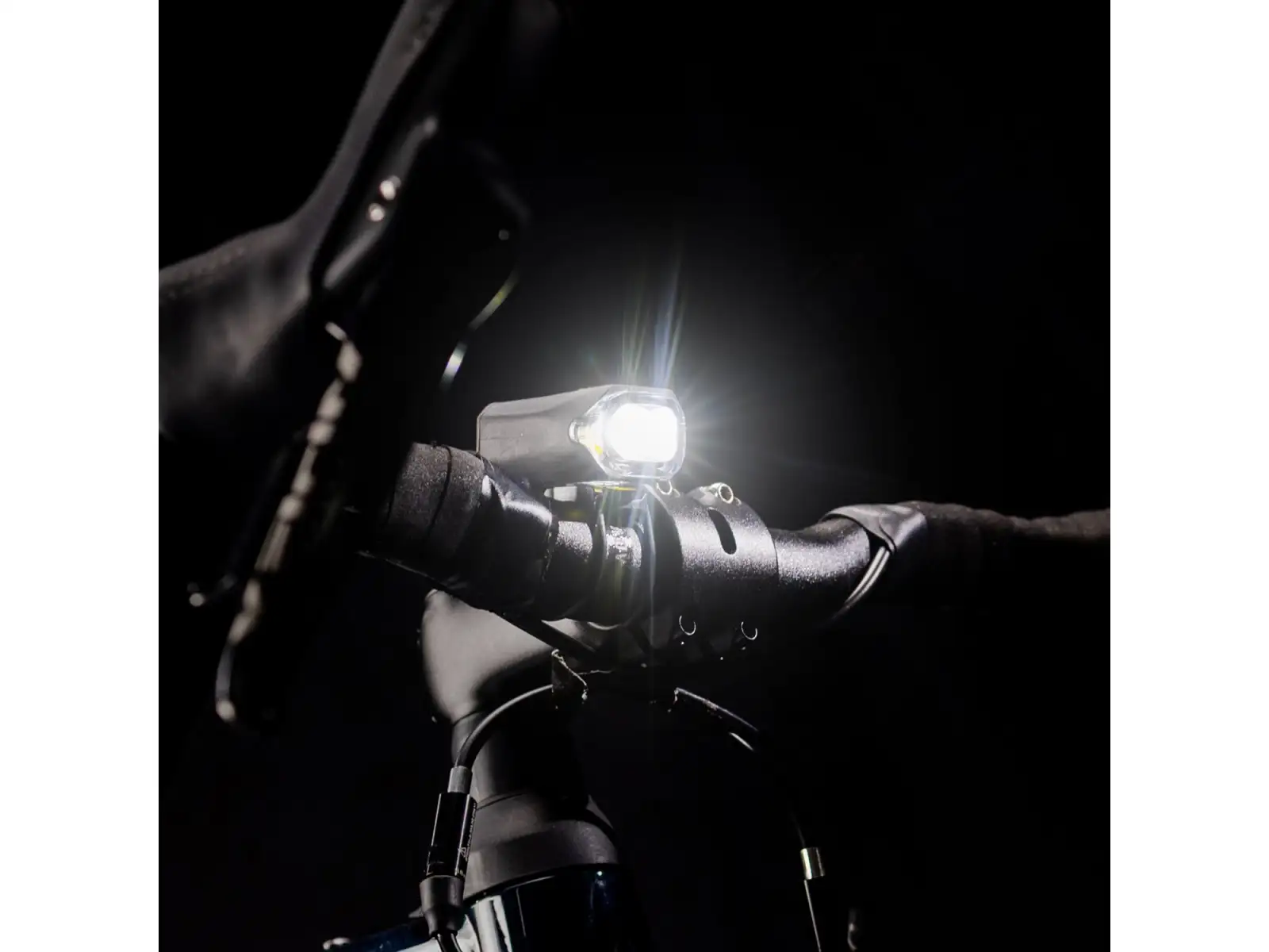Lezyne KTV Drive 300+ přední světlo