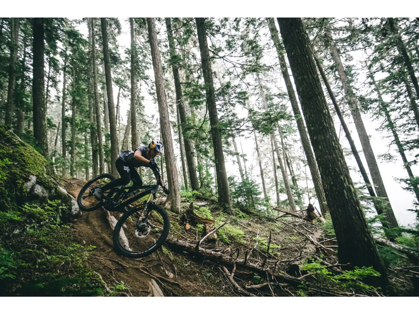 Santa Cruz Vala 1 CC MX 27 XX AXS Lite RSV CH elektrokolo Matte Carbon
