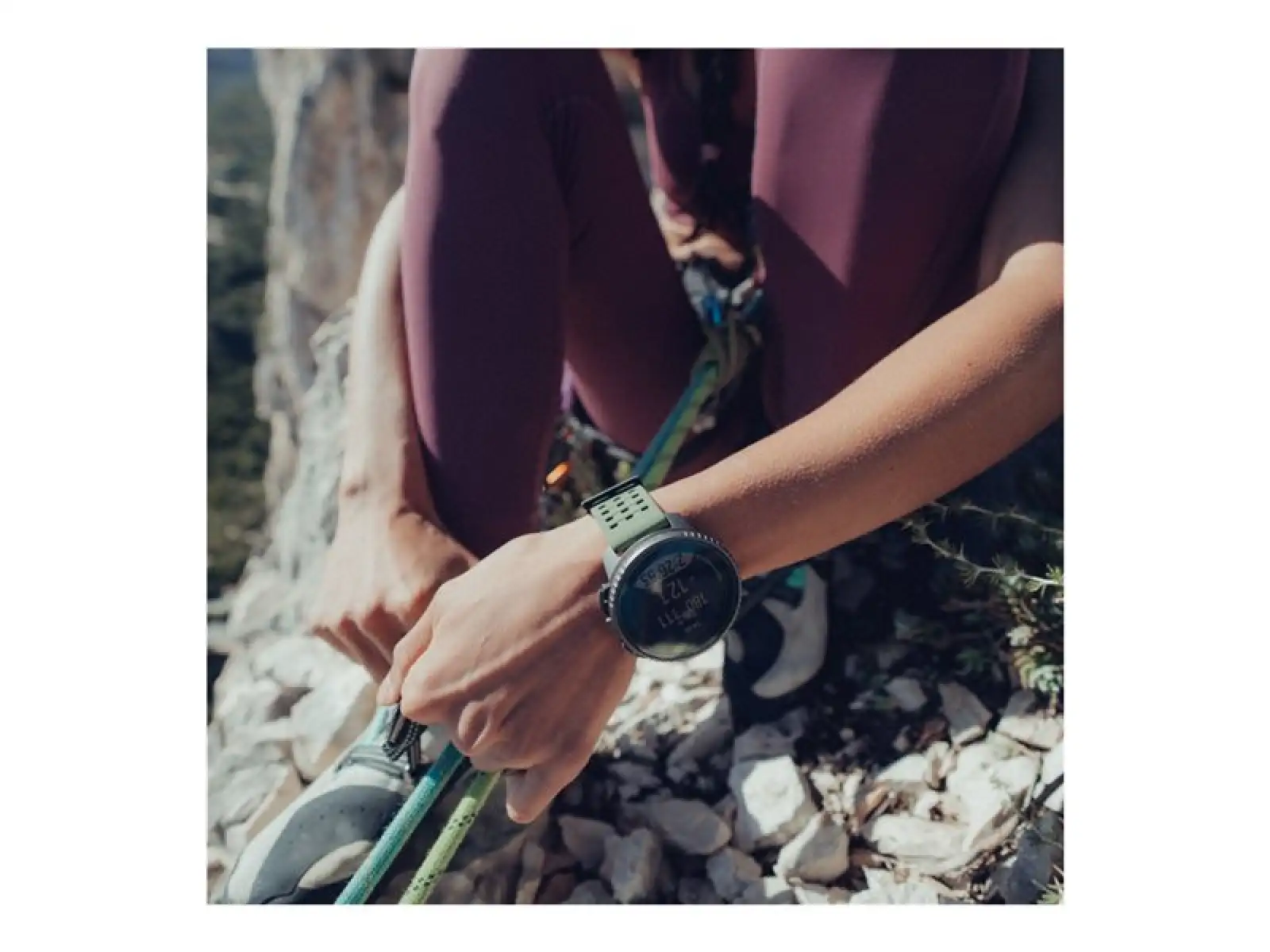 Suunto Vertical Titanium Solar chytré hodinky Forest