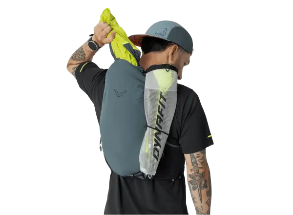 Dynafit Ultra 12 běžecká vesta Cinder/Black Out