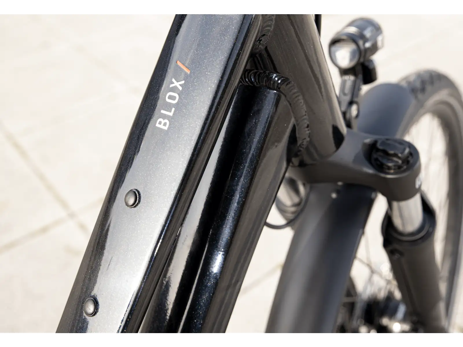 Superior Blox 6.7 T MS kolo Gloss Metallic Black