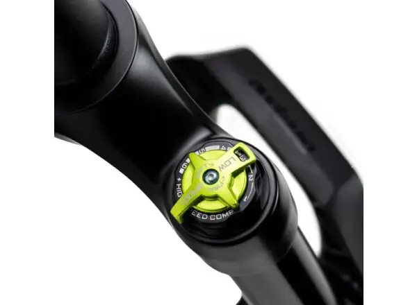 DVO Diamond D1 Boost 27,5" odpružená vidlice 37 mm offset Black