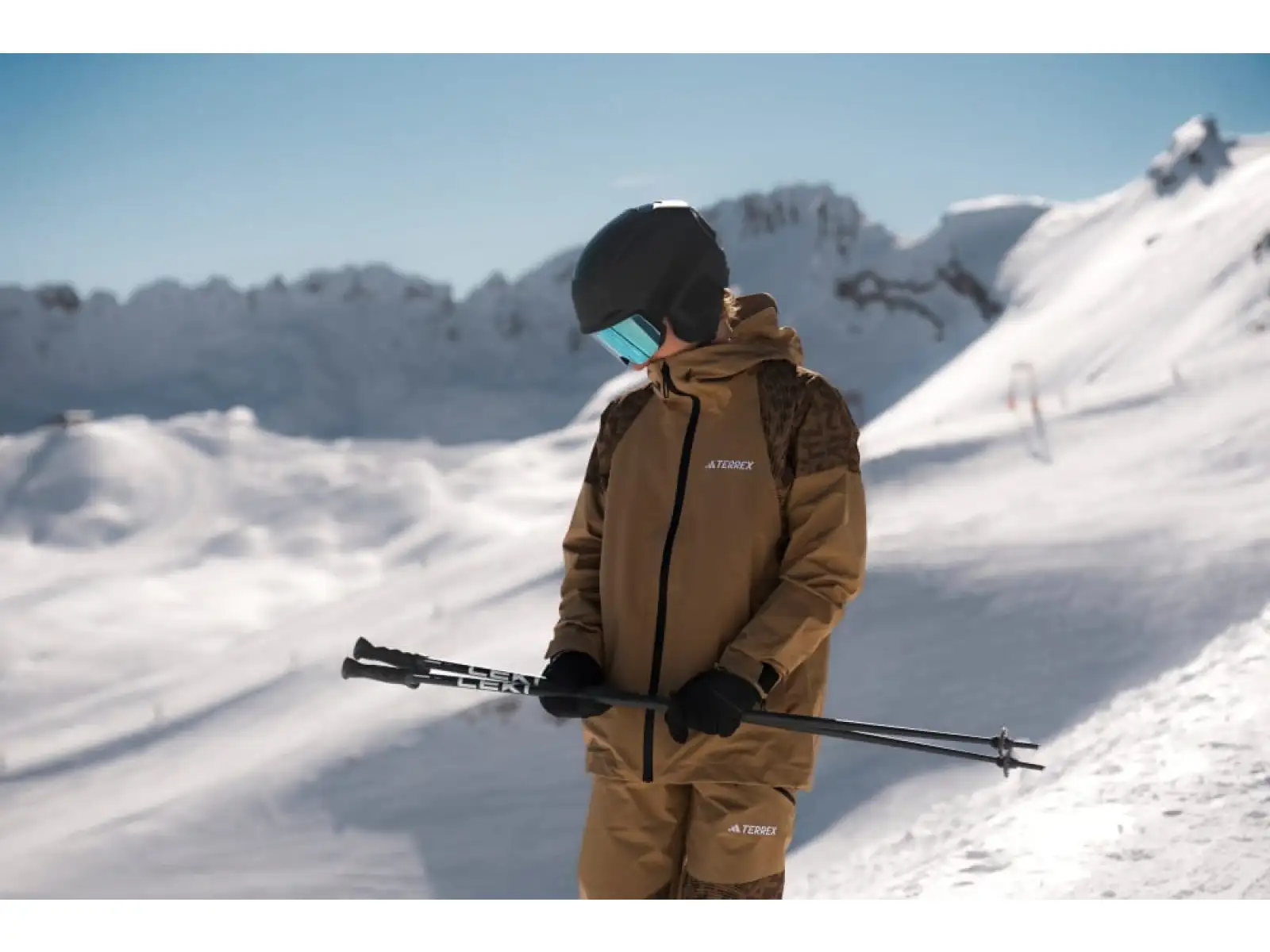 Leki Voltec TR sjezdové hole Dark anthracite-black-white