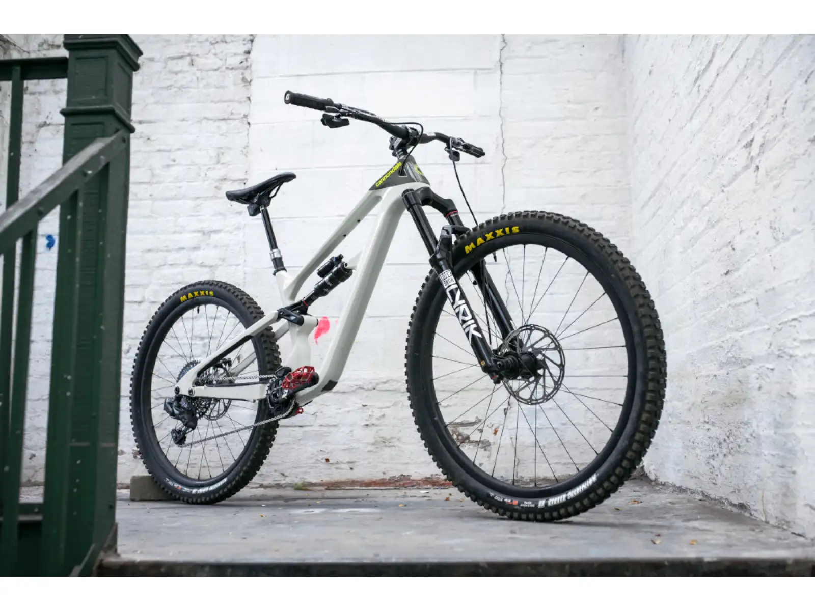 Cannondale Habit Carbon LT 1 horské kolo Chalk