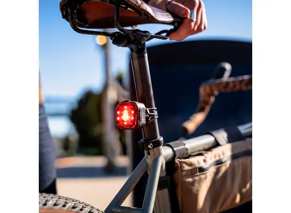 Lezyne Zecto Drive Max 400+ zadní světlo