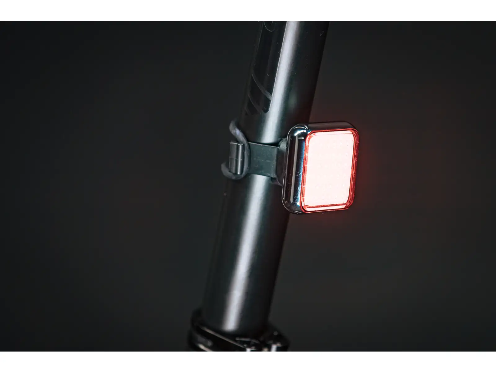 One Bikeparts R.Light 70 světlo black/grey