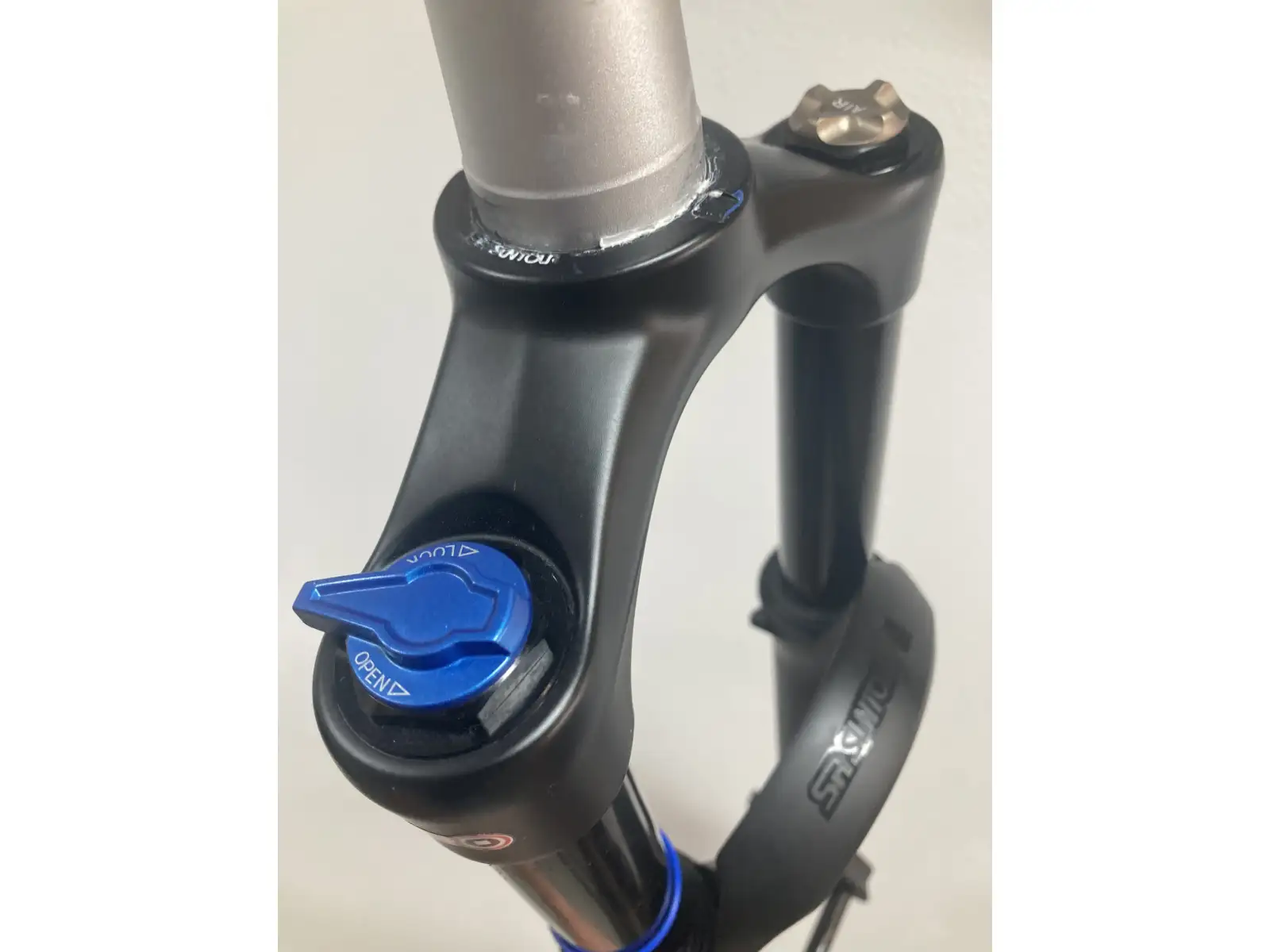 SR Suntour Zeron 35 LO 130 mm 29" Boost 15x110 mm odpružená vidlice černá - Z KOLA