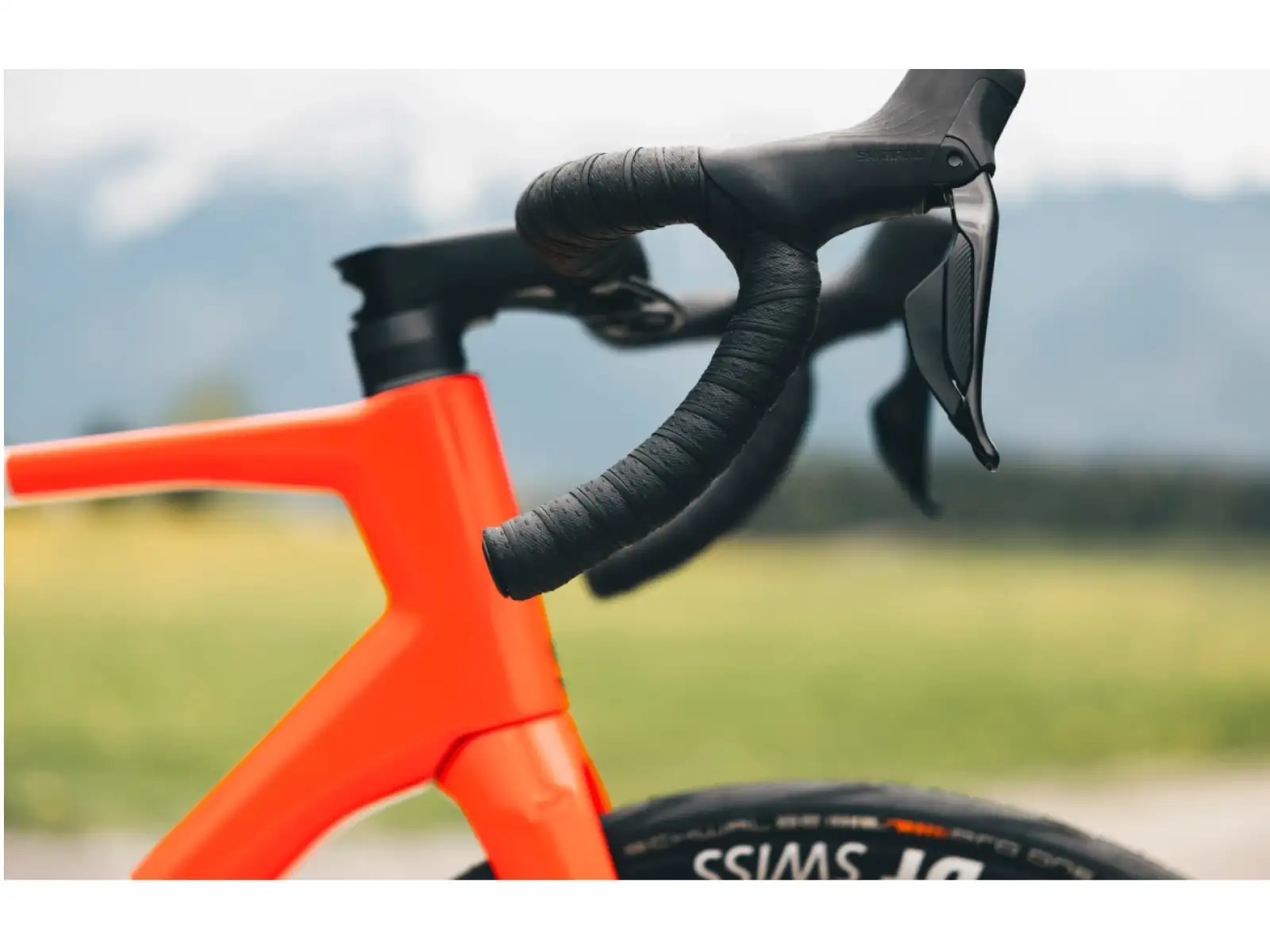 Superior X-Road 9.5 GF silniční kolo gloss grey / orange red
