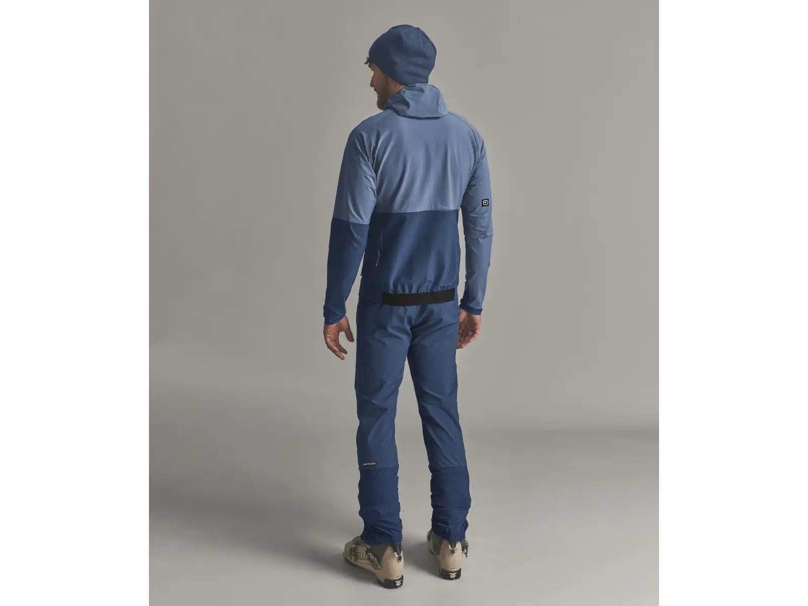 Ortovox Venet Softshell Hooded Jacket pánská softshellová bunda s kapucí Light Nunatak
