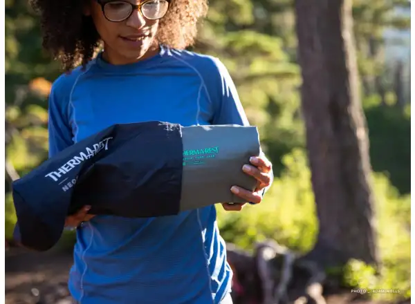 Therm-A-Rest NeoAir Topo Luxe Regular nafukovací karimatka zelená